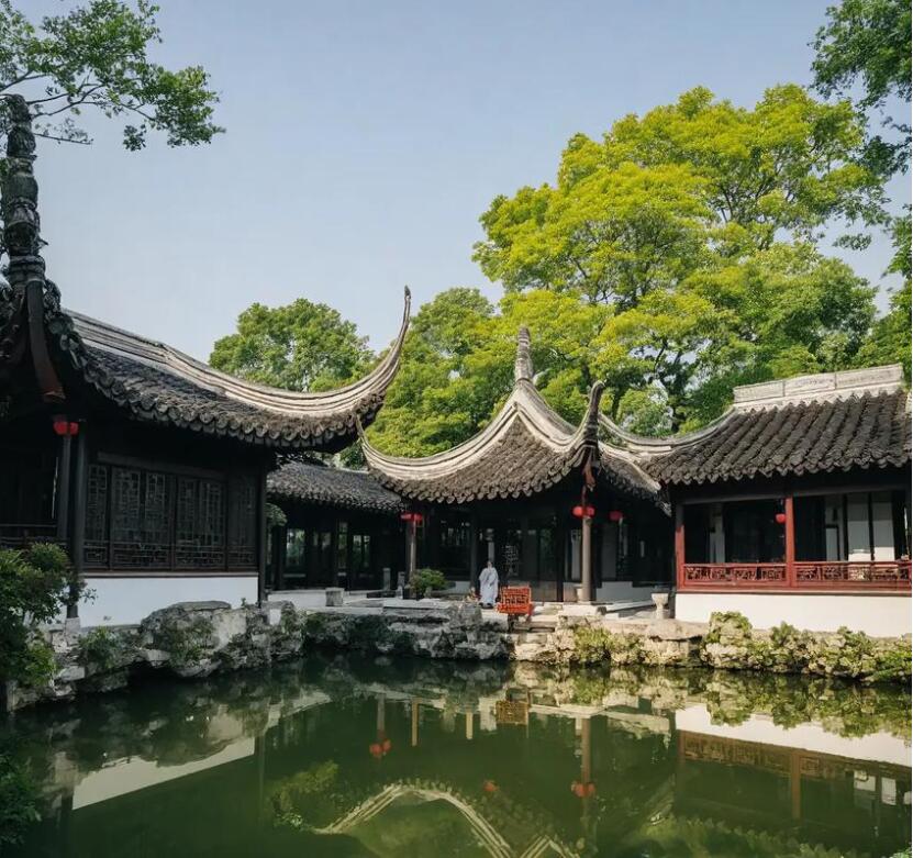 上海紫翠土建有限公司